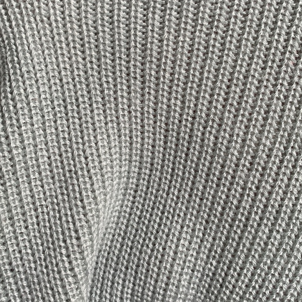 Soft Knit V-Neck Tank - Picture 6 of 7
